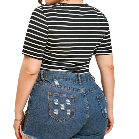 EUC Shein Bodysuit - Picture 2 of 5